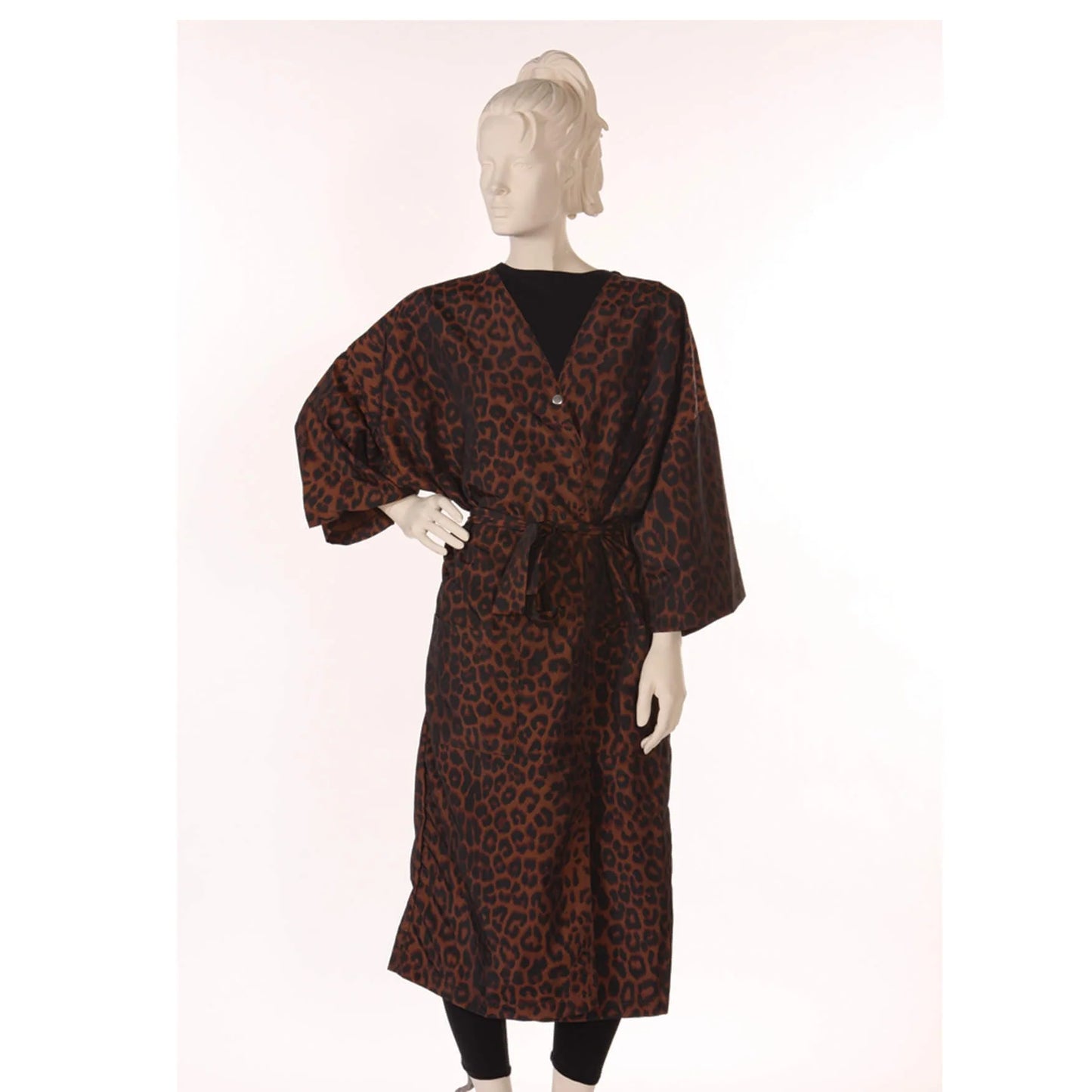 Vestido de cliente de tela iridiscente Silkara en negro