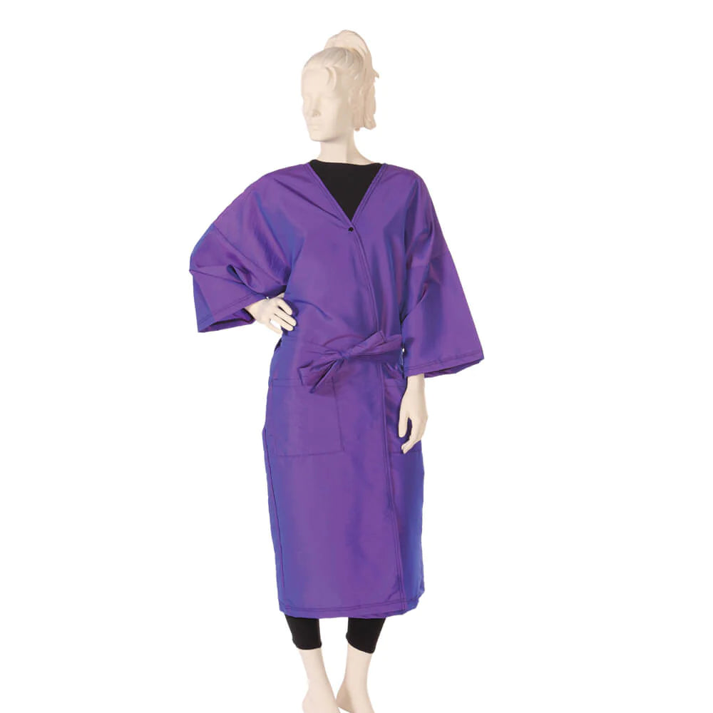 Vestido de cliente de tela iridiscente Silkara en negro