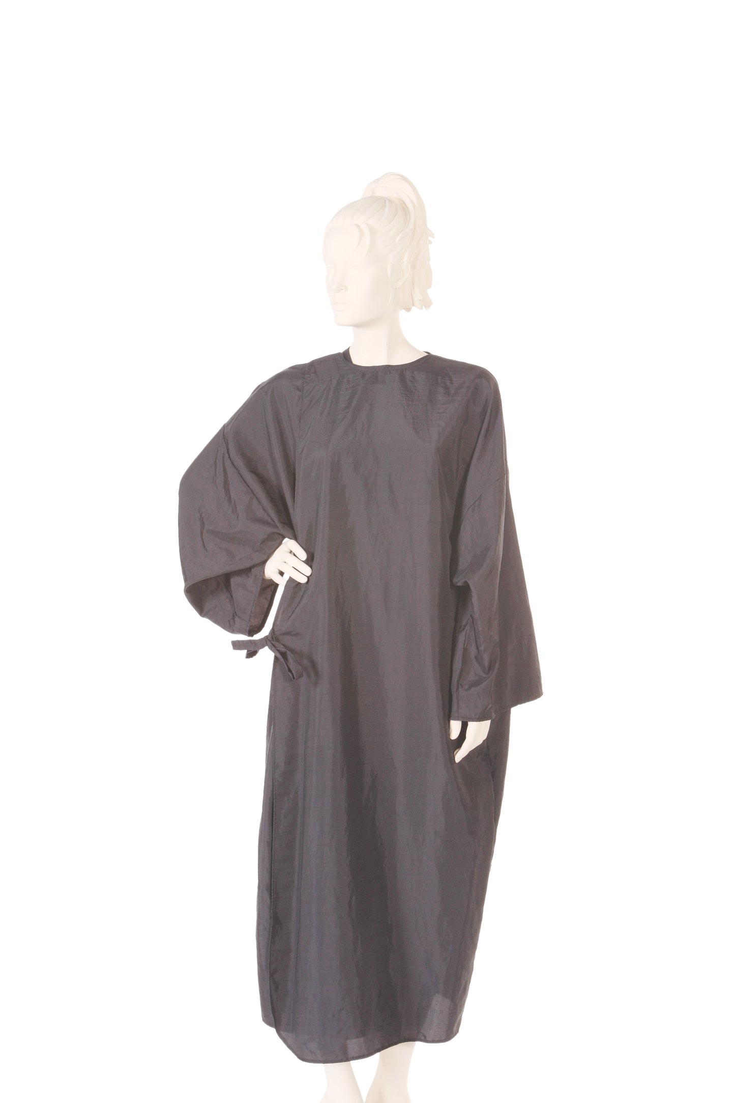 Cape/Drape Silkara Iridescent Fabric in Black