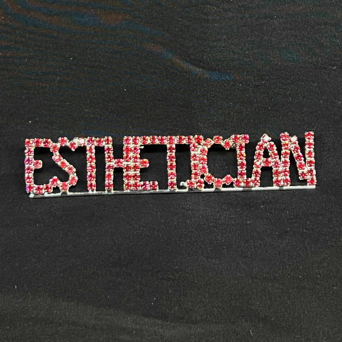 Pin de diamantes de imitación: ESTETICISTA