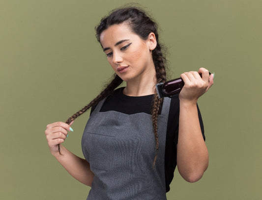Could a Hair Stylist Apron Make Back-to-Back Appointments Easier?