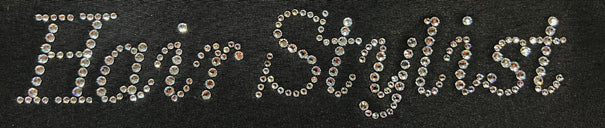 Delantal negro con pechera y diseño de peinado con diamantes de imitación